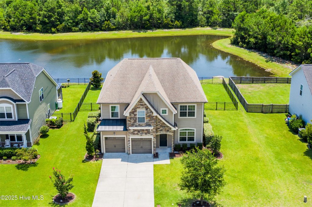 Photo of 408 Canvasback Lane, Sneads Ferry, NC 28460 (MLS # 100518734)