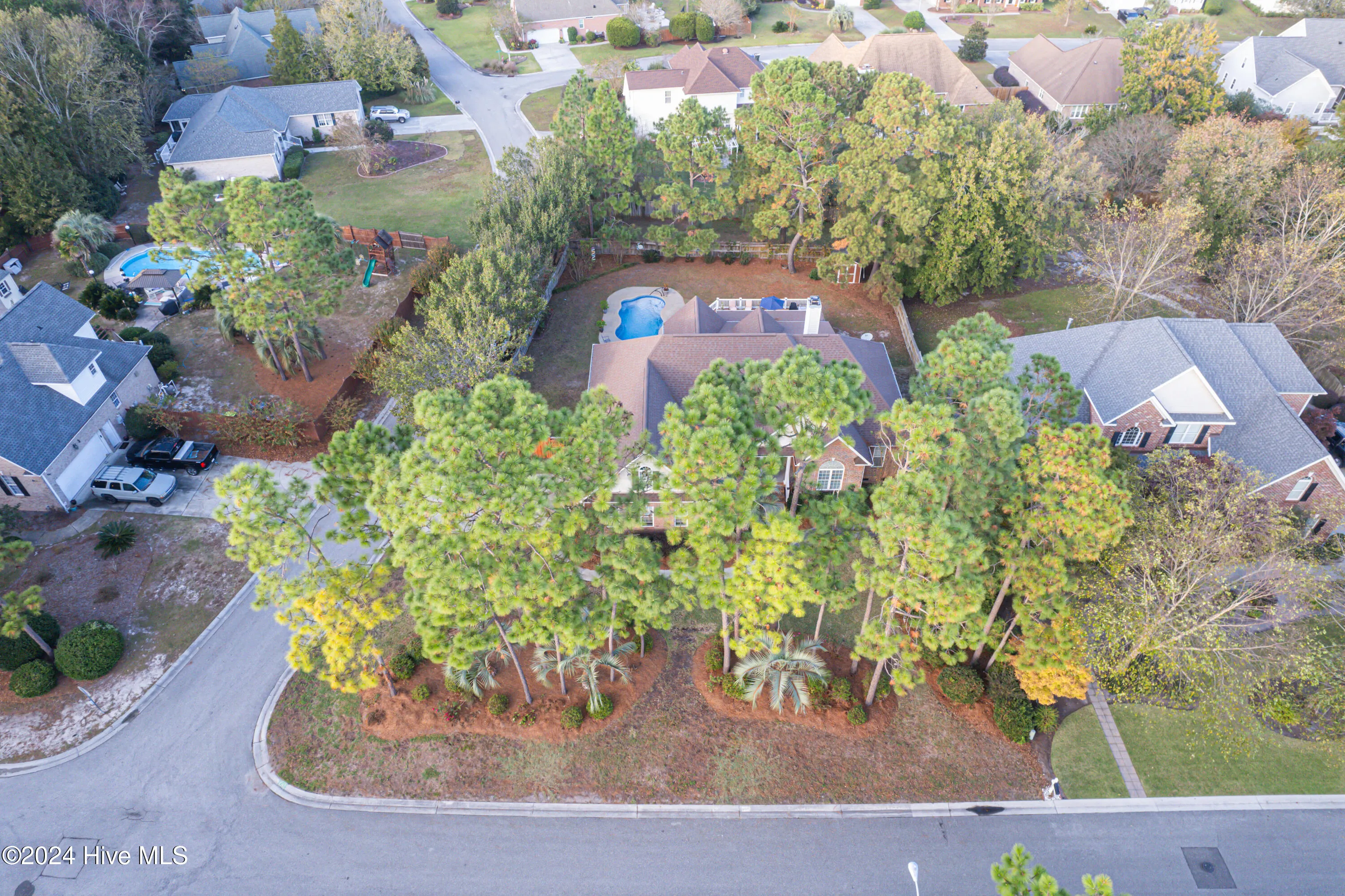 Wilmington, North Carolina 28409, United States, 4 Bedrooms Bedrooms, ,3 BathroomsBathrooms,Residential,Pending,29125