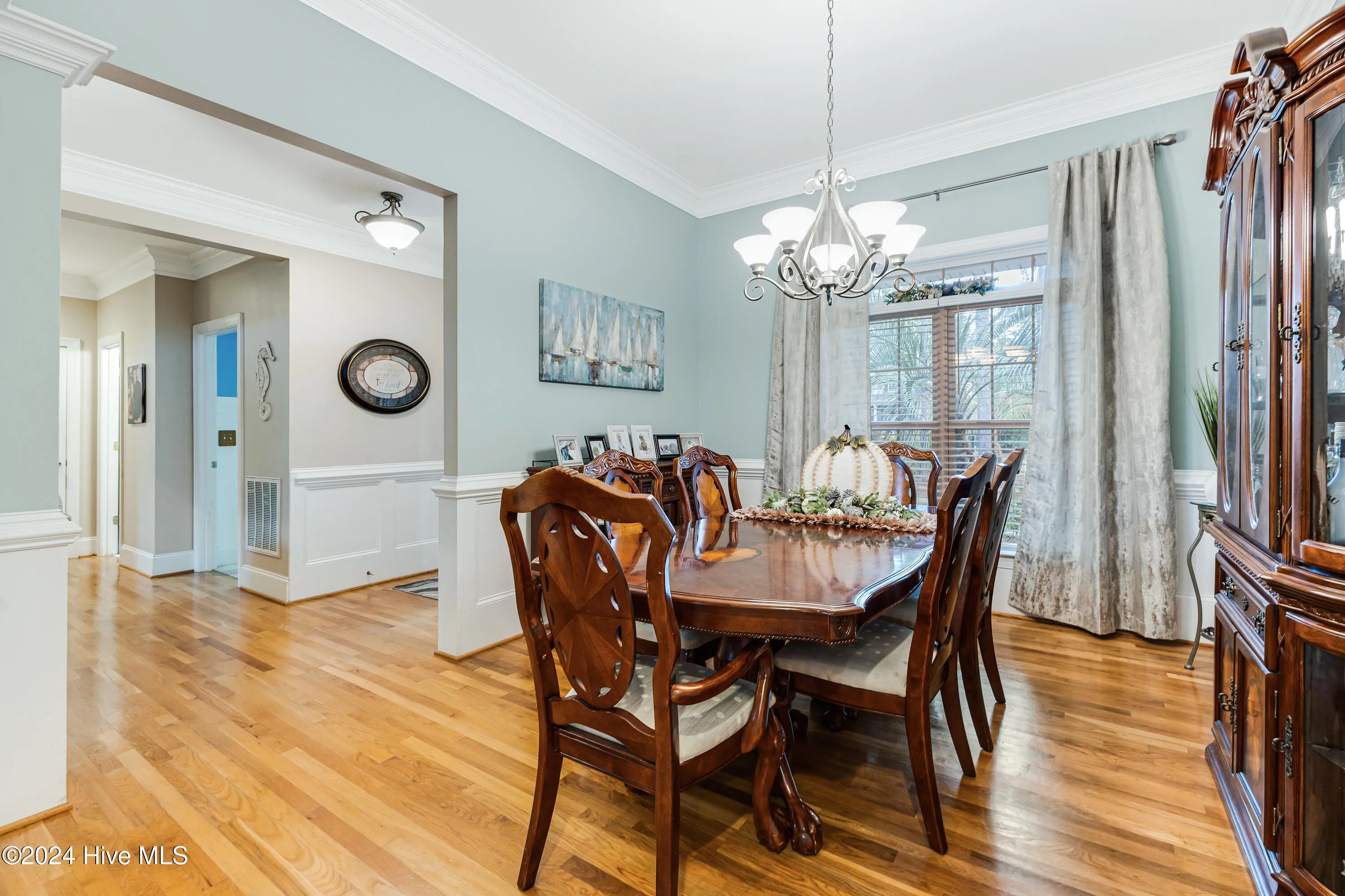 Wilmington, North Carolina 28409, United States, 4 Bedrooms Bedrooms, ,3 BathroomsBathrooms,Residential,Pending,29125