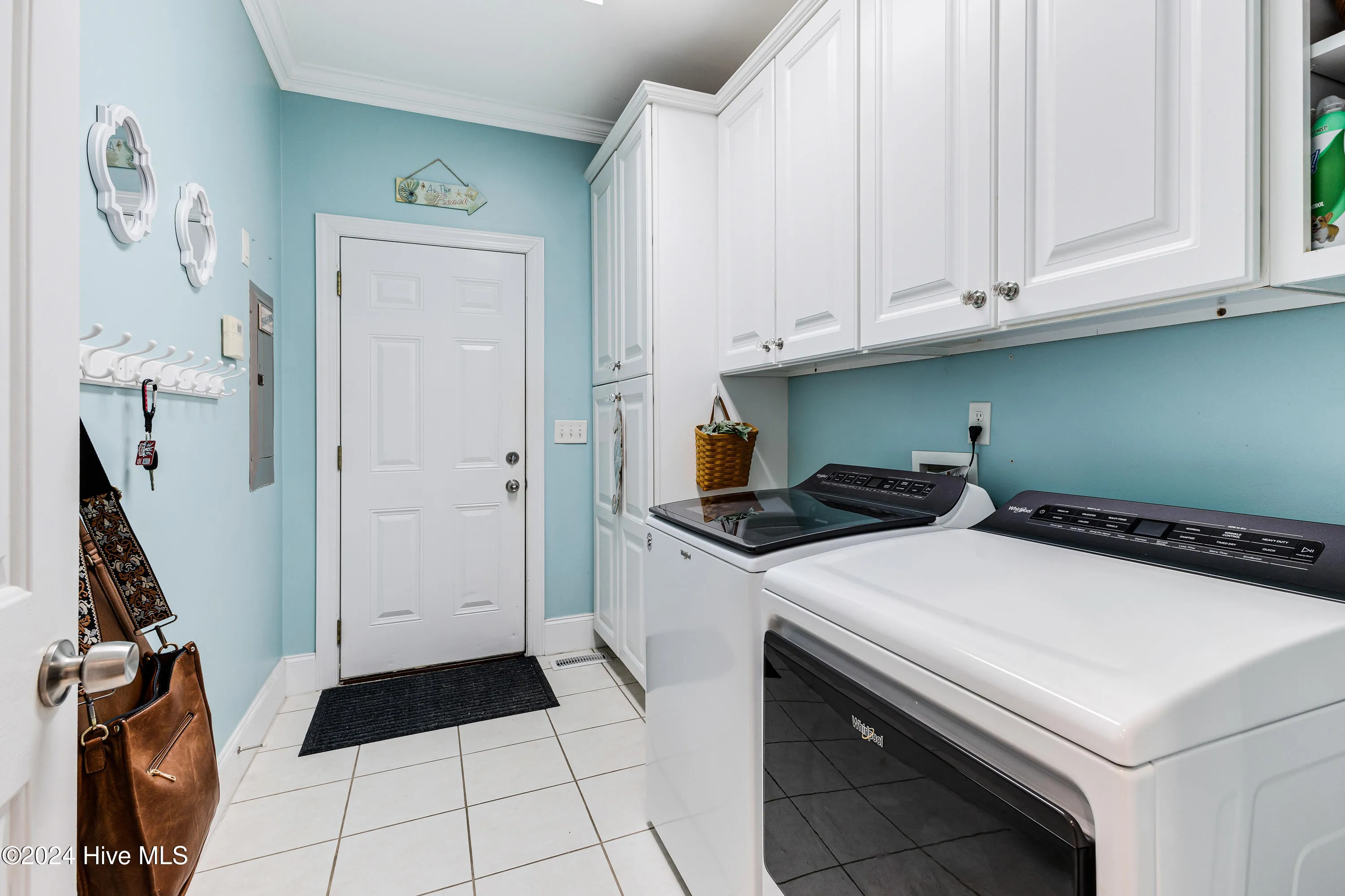 Wilmington, North Carolina 28409, United States, 4 Bedrooms Bedrooms, ,3 BathroomsBathrooms,Residential,Pending,29125