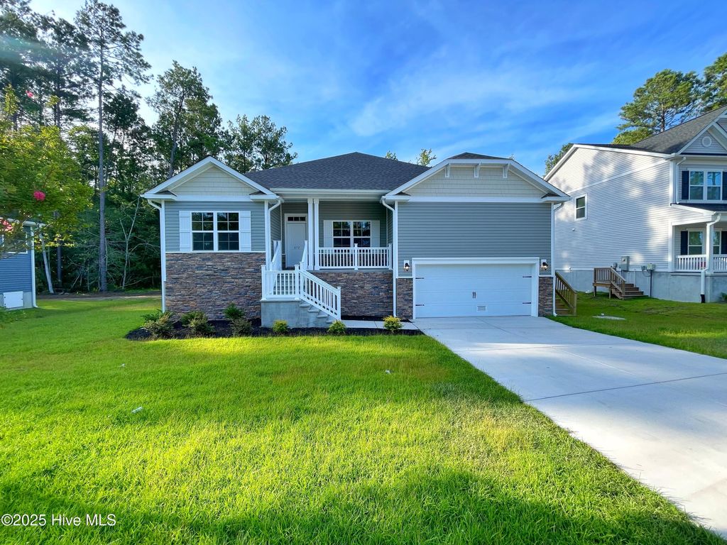 Photo of 872 Pantego Boulevard SE, Bolivia, NC 28422 (MLS # 100423310)