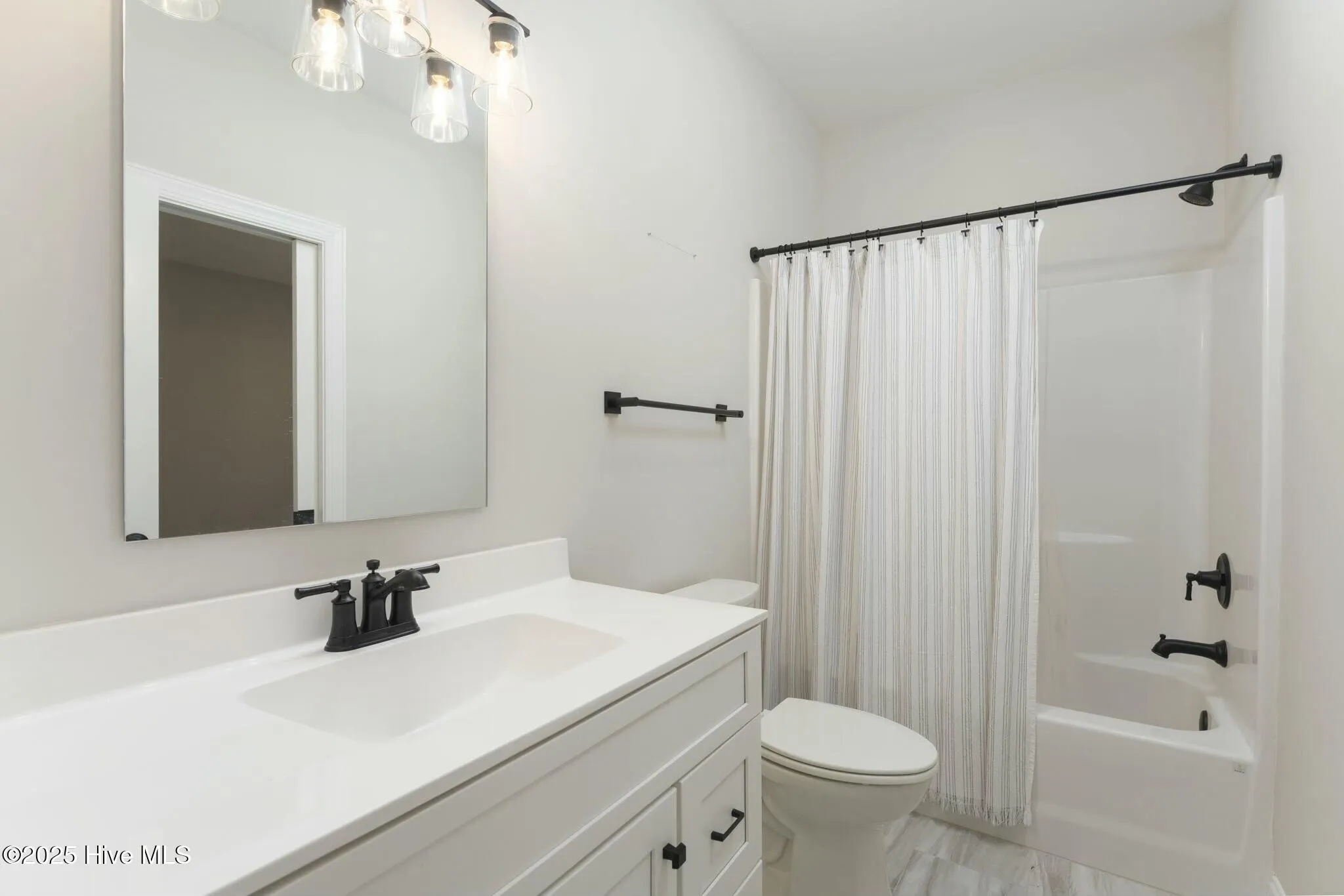 Hampstead, North Carolina 28443, United States, 4 Bedrooms Bedrooms, ,4 BathroomsBathrooms,Residential,Active,375