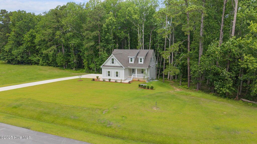 Photo of 107 E Morning Glory Drive, Minnesott Beach, NC 28510 (MLS # 100512065)