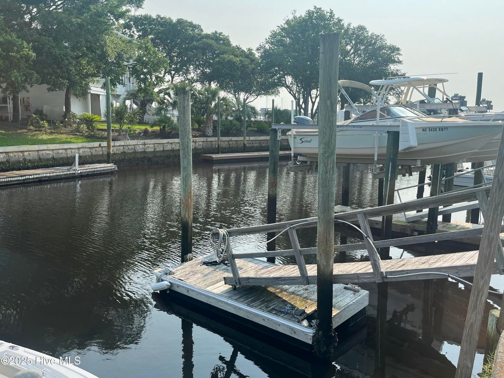 Photo of 503 Peninsula Drive, Carolina Beach, NC 28428 (MLS # 100509655)
