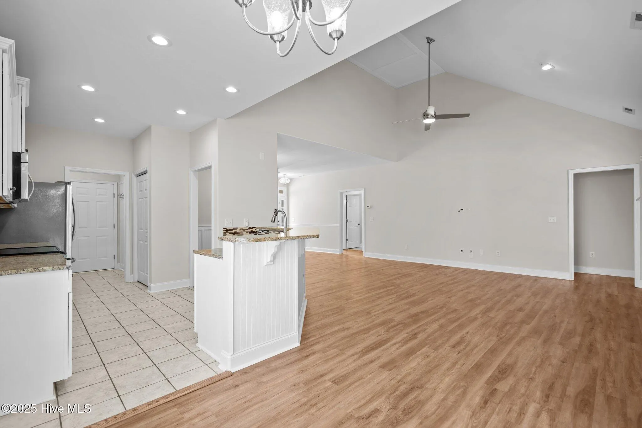 Wilmington, North Carolina 28409, United States, 3 Bedrooms Bedrooms, ,2 BathroomsBathrooms,Residential,Active,99106