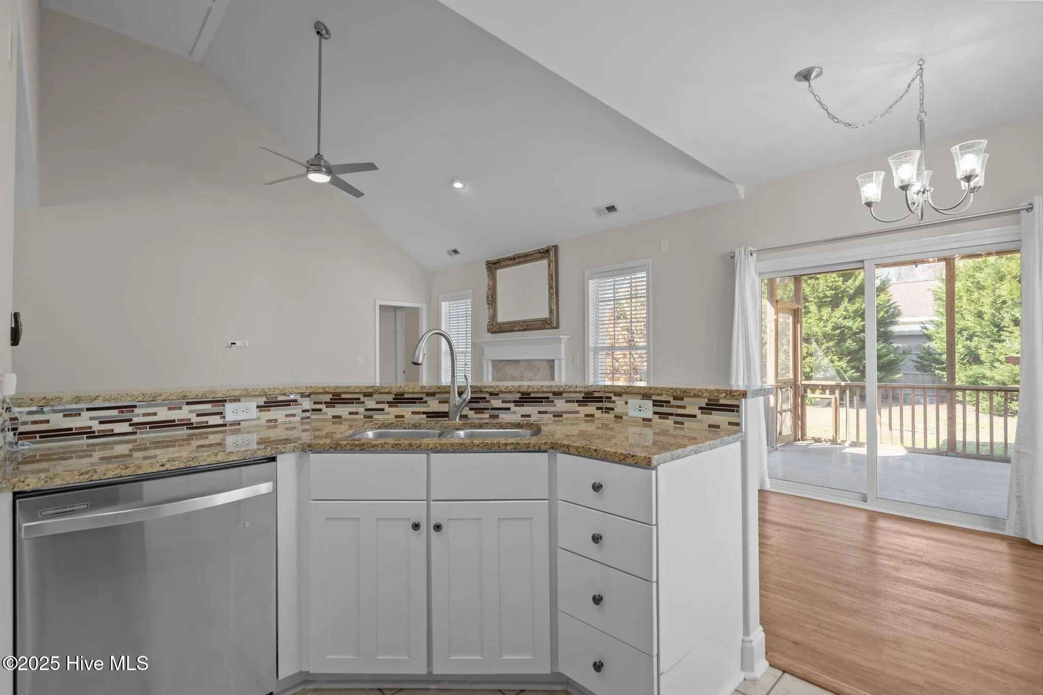 Wilmington, North Carolina 28409, United States, 3 Bedrooms Bedrooms, ,2 BathroomsBathrooms,Residential,Active,99106