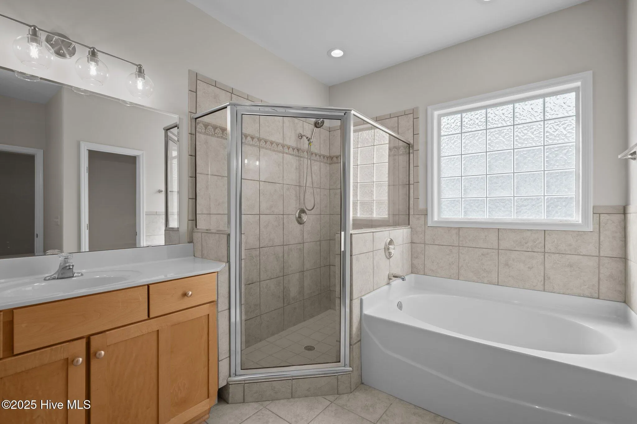 Wilmington, North Carolina 28409, United States, 3 Bedrooms Bedrooms, ,2 BathroomsBathrooms,Residential,Active,99106