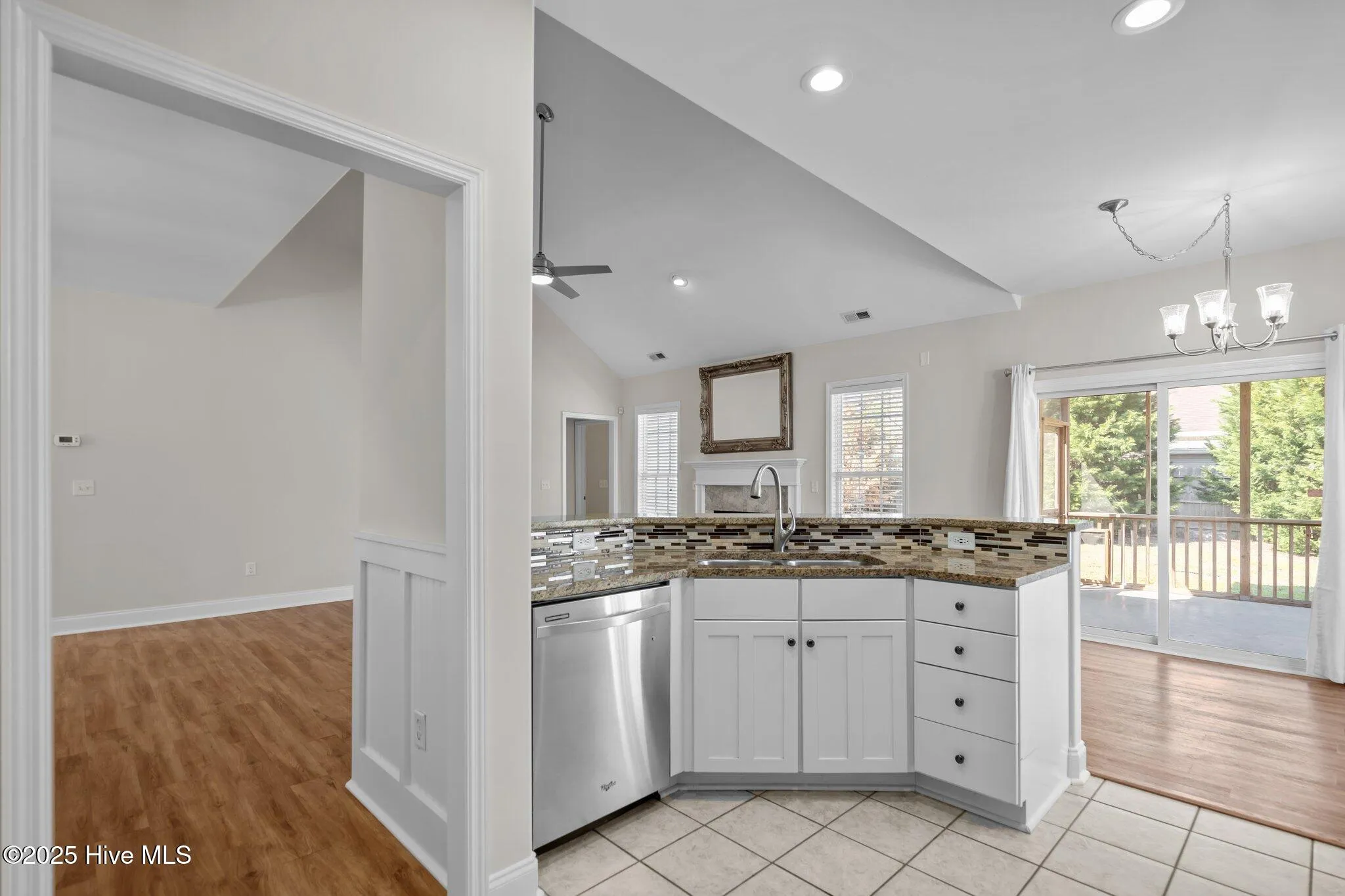 Wilmington, North Carolina 28409, United States, 3 Bedrooms Bedrooms, ,2 BathroomsBathrooms,Residential,Active,99106