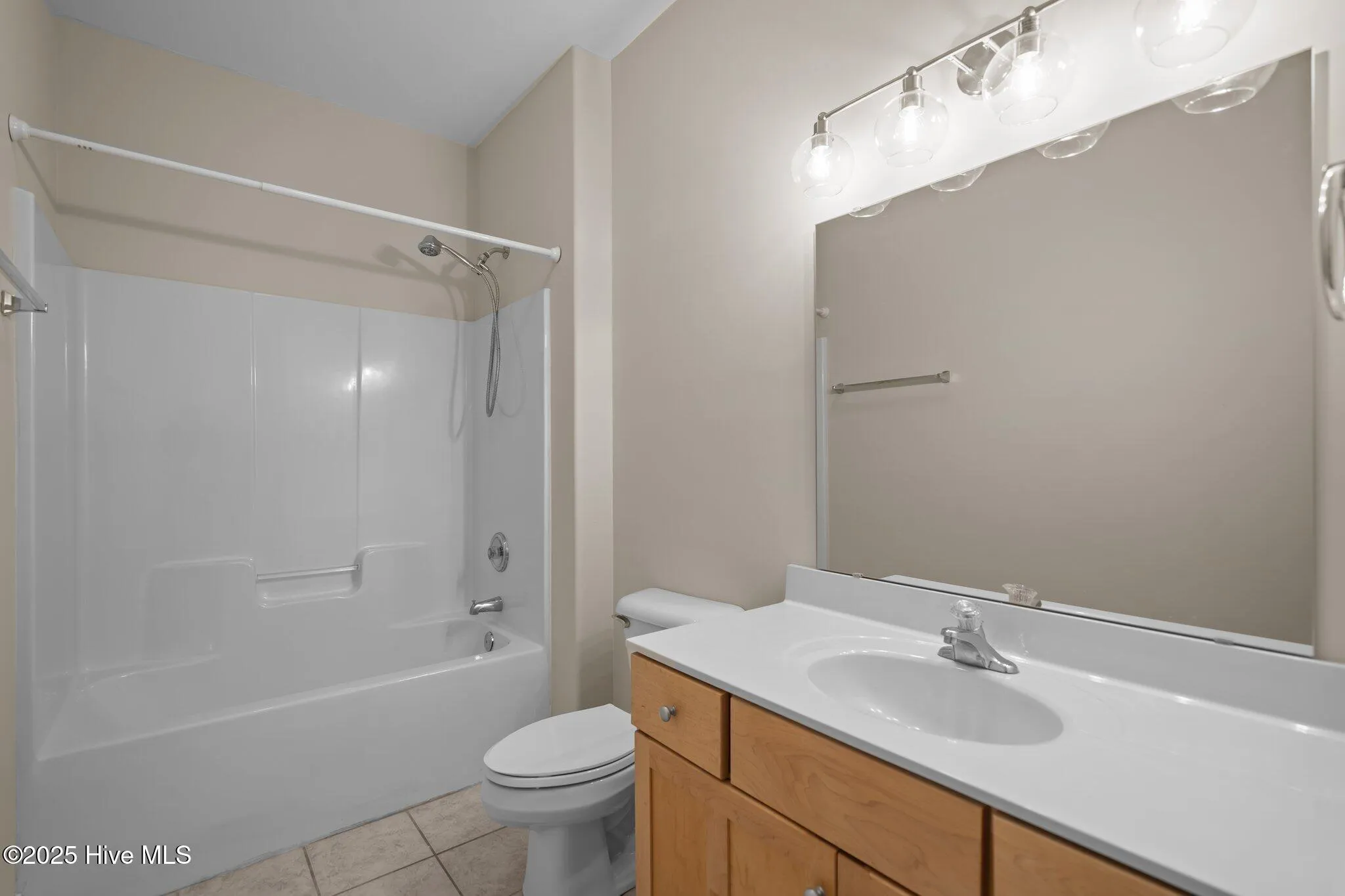 Wilmington, North Carolina 28409, United States, 3 Bedrooms Bedrooms, ,2 BathroomsBathrooms,Residential,Active,99106