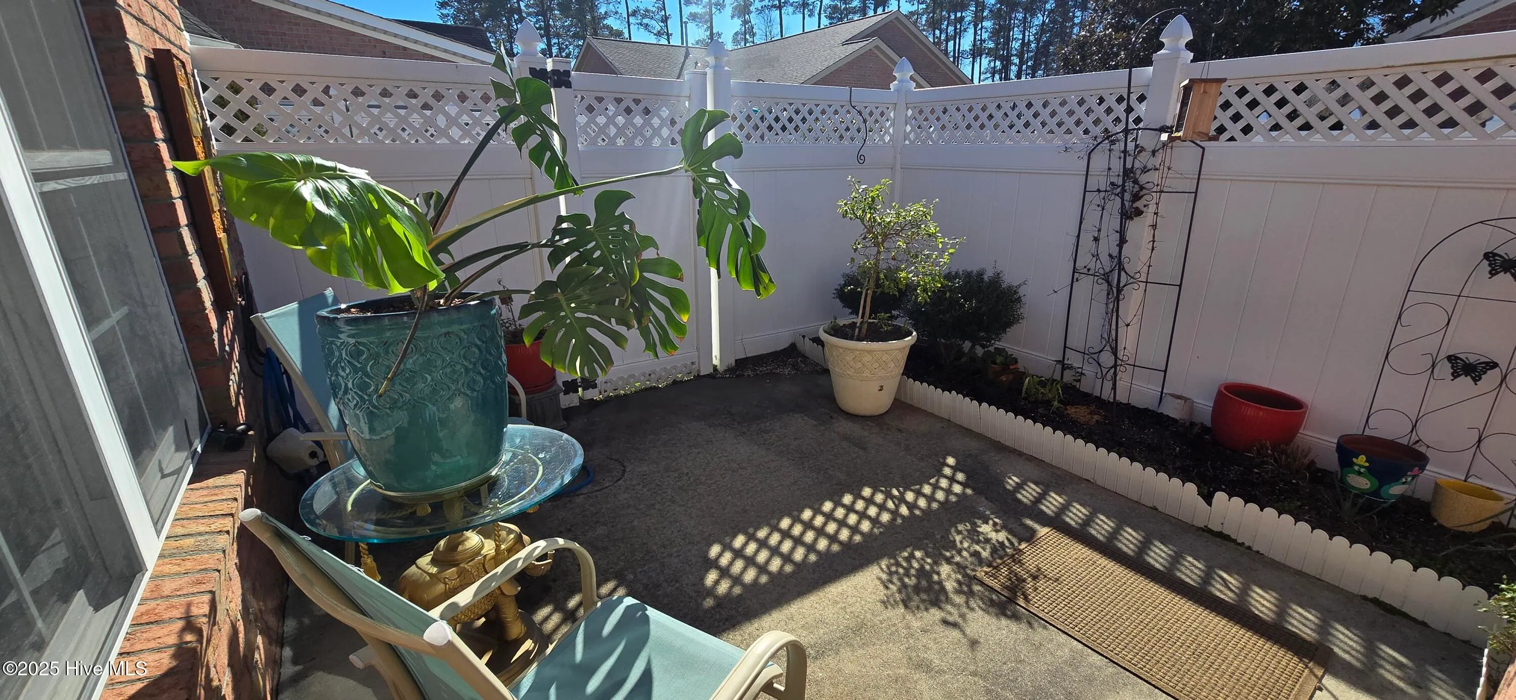Greenville, North Carolina 27834, United States, 3 Bedrooms Bedrooms, ,2 BathroomsBathrooms,Residential,Active,3393