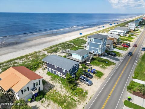 A home in Oak Island