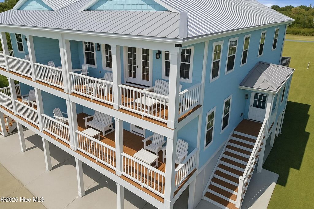 Photo of 244 Grandview Drive, Sneads Ferry, NC 28460 (MLS # 100533319)