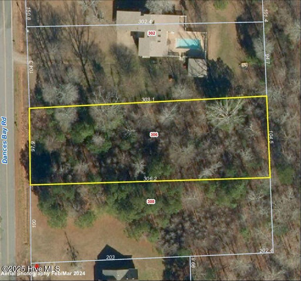 Photo of 306 Dances Bay Road, Elizabeth City, NC 27909 (MLS # 100536837)