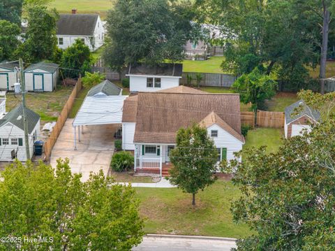 Tiny photo for 313 Brentwood Avenue, Jacksonville, NC 28540 (MLS # 100536192)