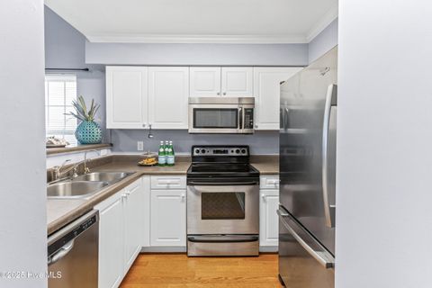 Tiny photo for 508 Minnow Way, Wilmington, NC 28405 (MLS # 100535328)