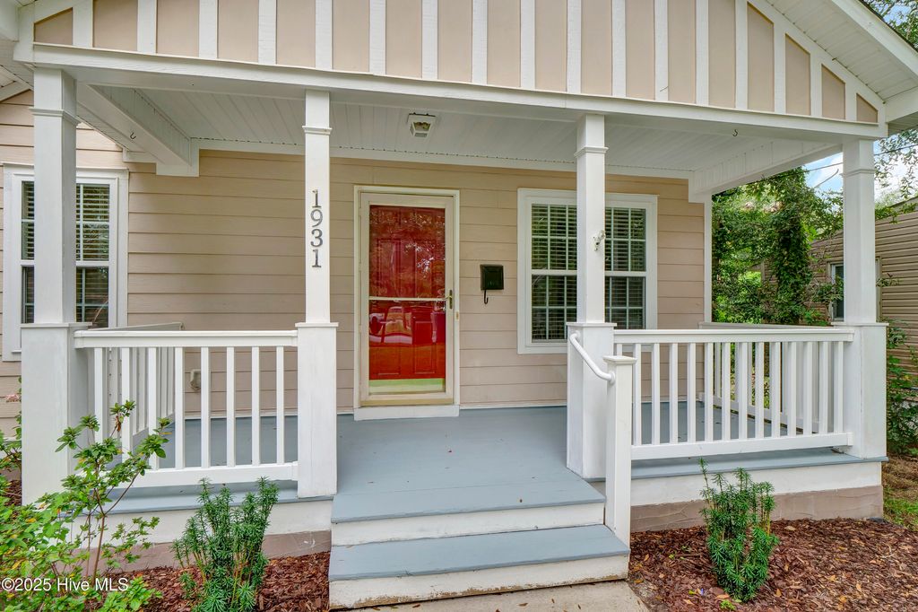 Photo of 1931 Washington Street, Wilmington, NC 28401 (MLS # 100531492)