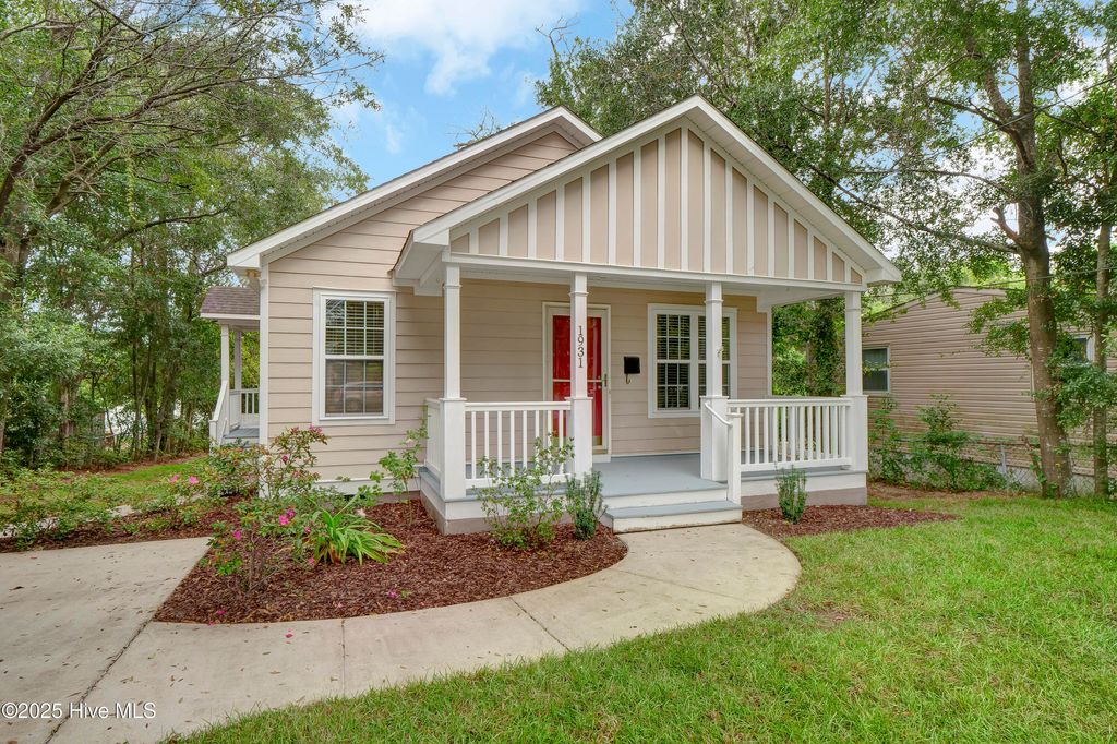 Photo of 1931 Washington Street, Wilmington, NC 28401 (MLS # 100531492)