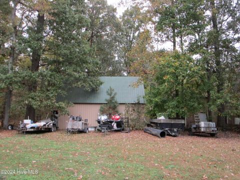 A home in Elizabeth City