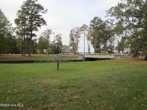 A home in Elizabeth City