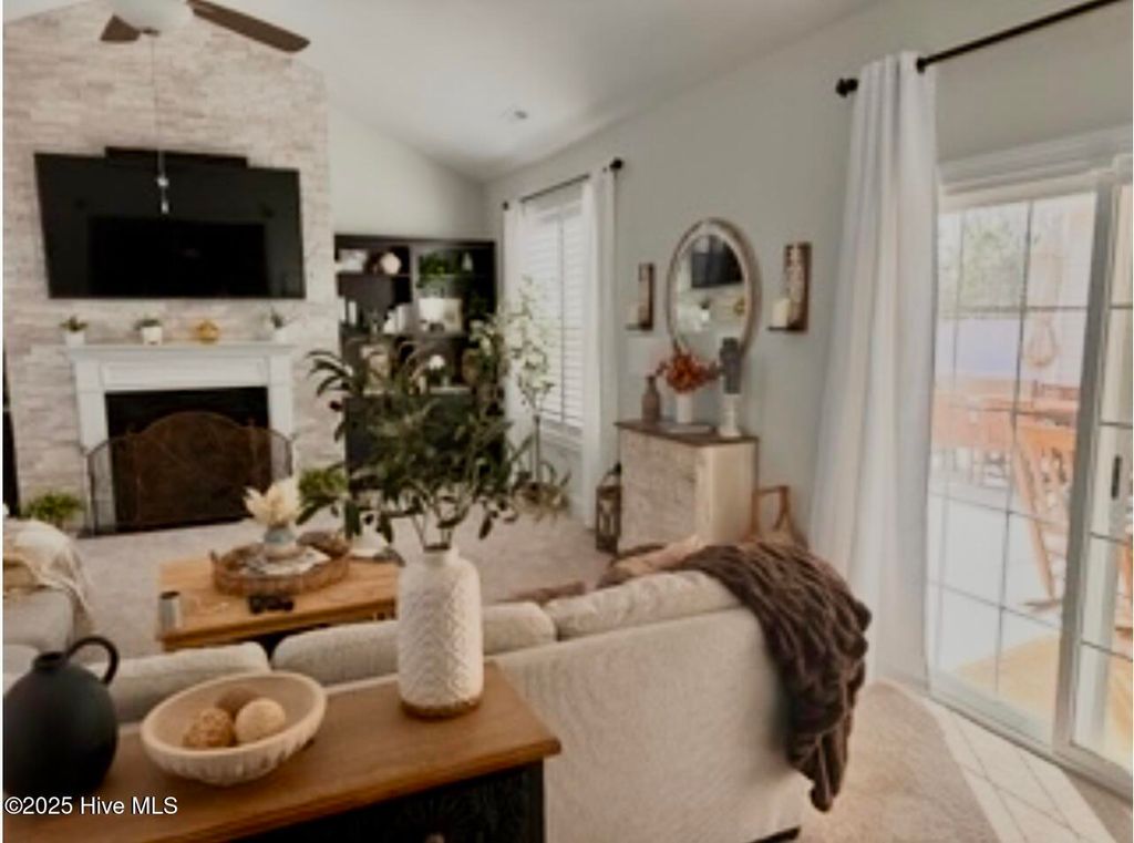 Photo of 1016 Marlin Boulevard, New Bern, NC 28562 (MLS # 100543003)