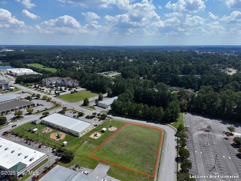 Tiny photo for 201 Northwest Circle, Jacksonville, NC 28546 (MLS # 100537728)