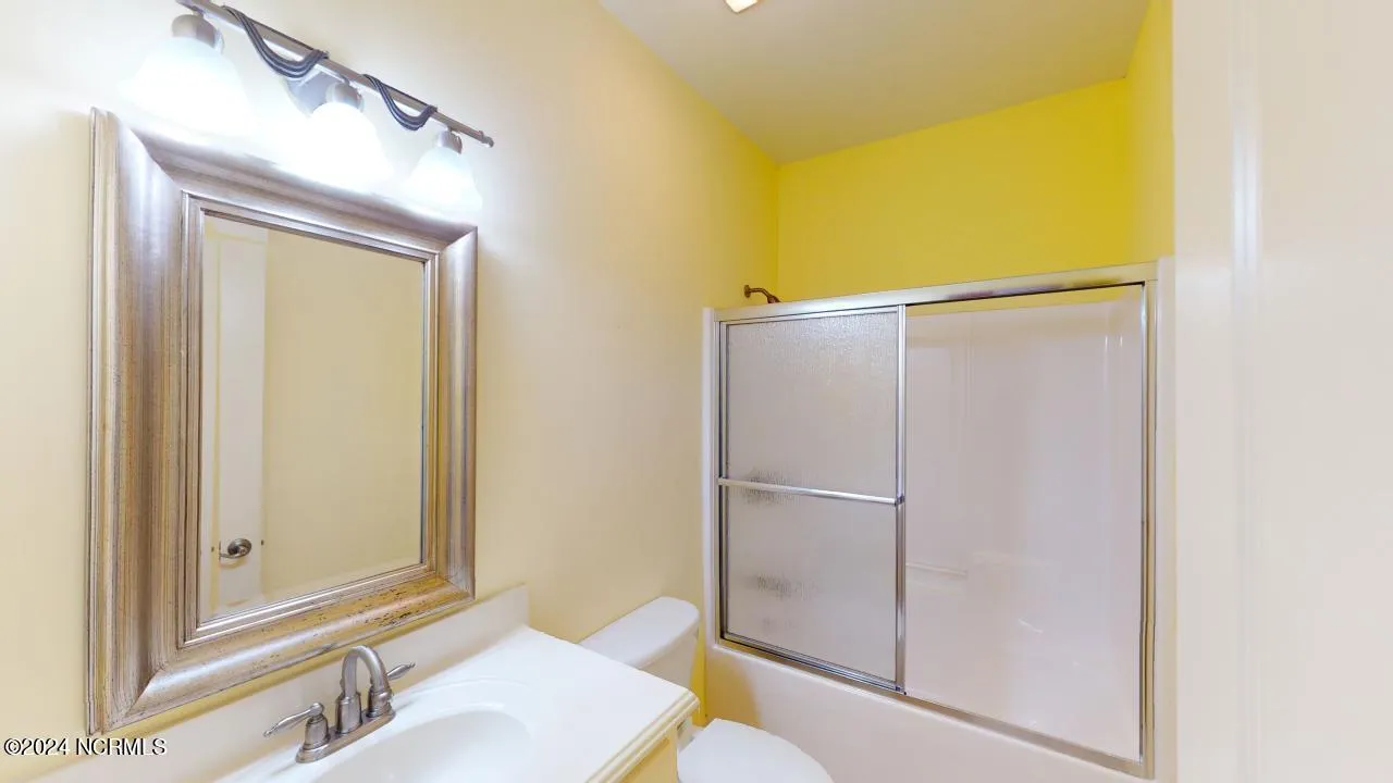 Goldsboro, North Carolina 27530, United States, 3 Bedrooms Bedrooms, ,2 BathroomsBathrooms,Residential,Active,43381