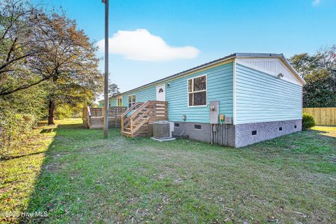 Tiny photo for 109 Floyd Pond Lane, Richlands, NC 28574 (MLS # 100540321)