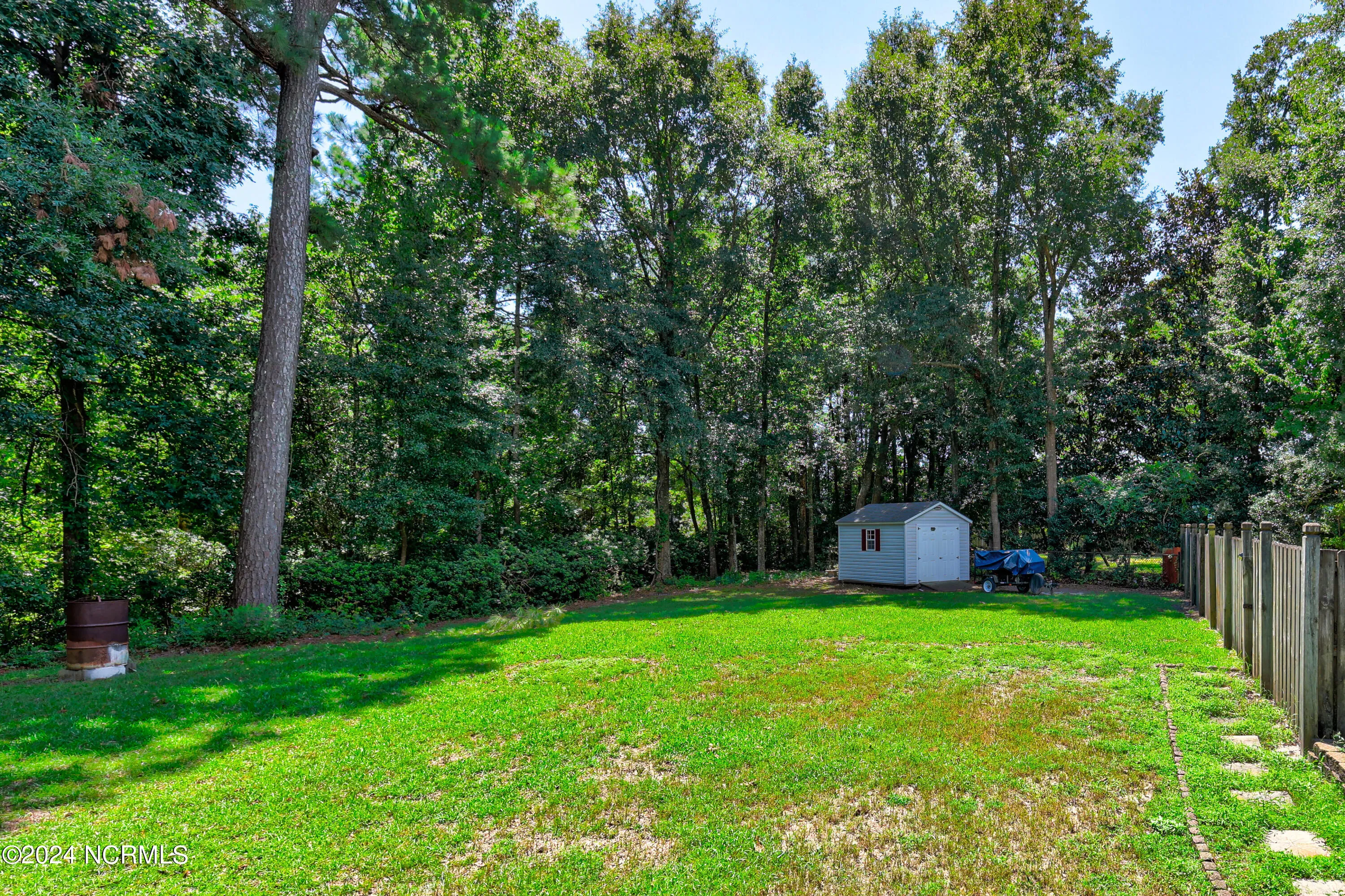 Wilmington, North Carolina 28411, United States, 4 Bedrooms Bedrooms, ,3 BathroomsBathrooms,Residential,Pending,47357