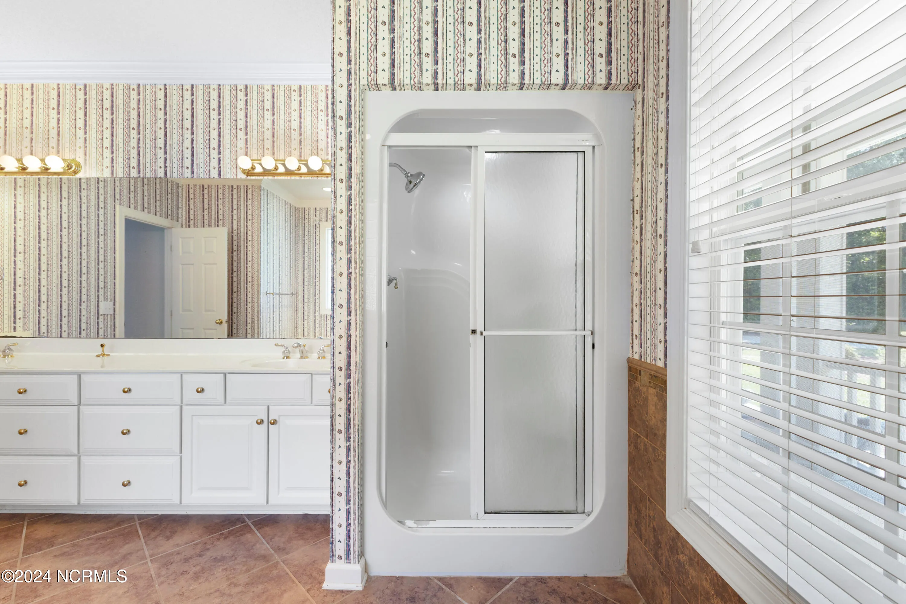 Wilmington, North Carolina 28411, United States, 4 Bedrooms Bedrooms, ,3 BathroomsBathrooms,Residential,Pending,47357