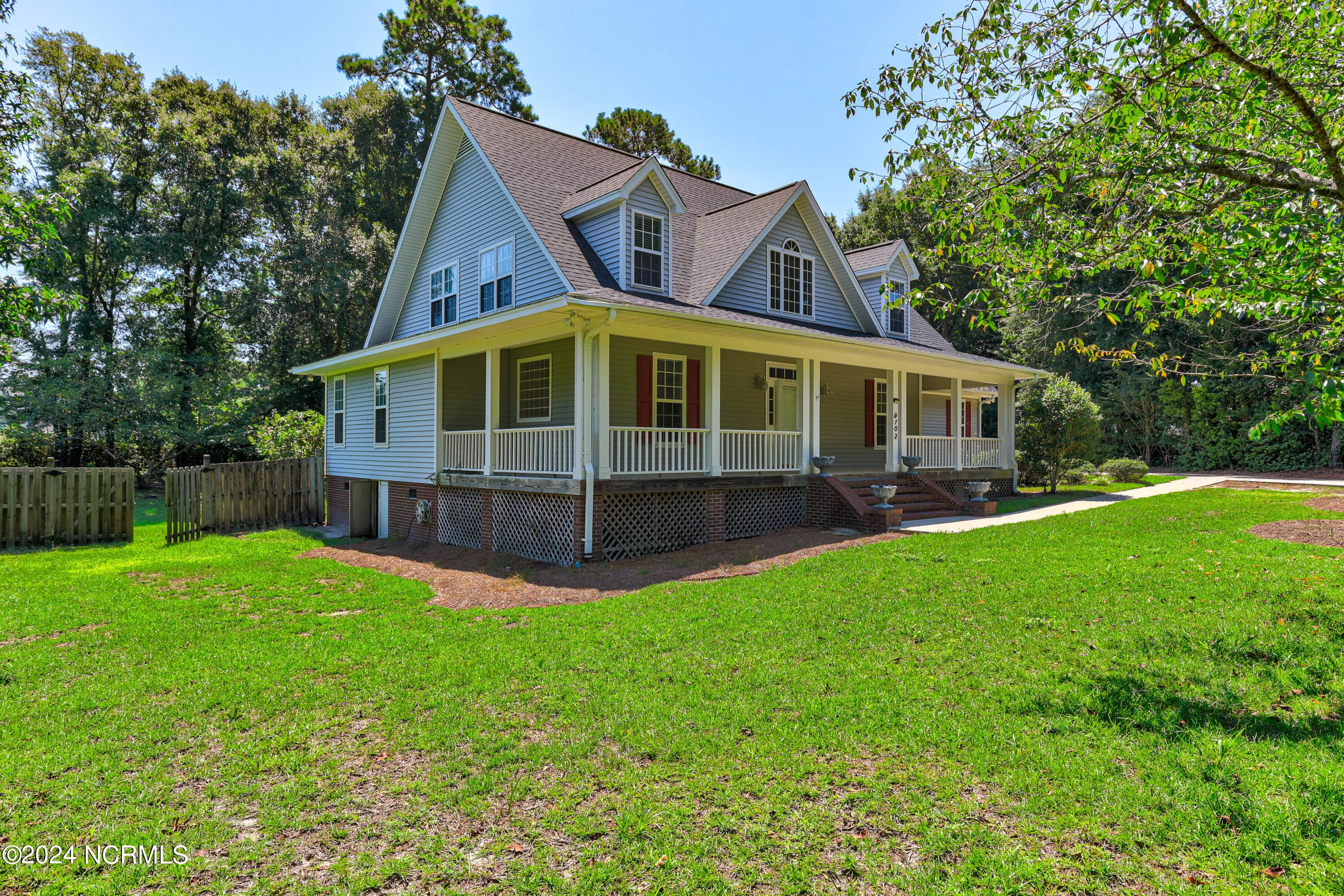 Wilmington, North Carolina 28411, United States, 4 Bedrooms Bedrooms, ,3 BathroomsBathrooms,Residential,Pending,47357