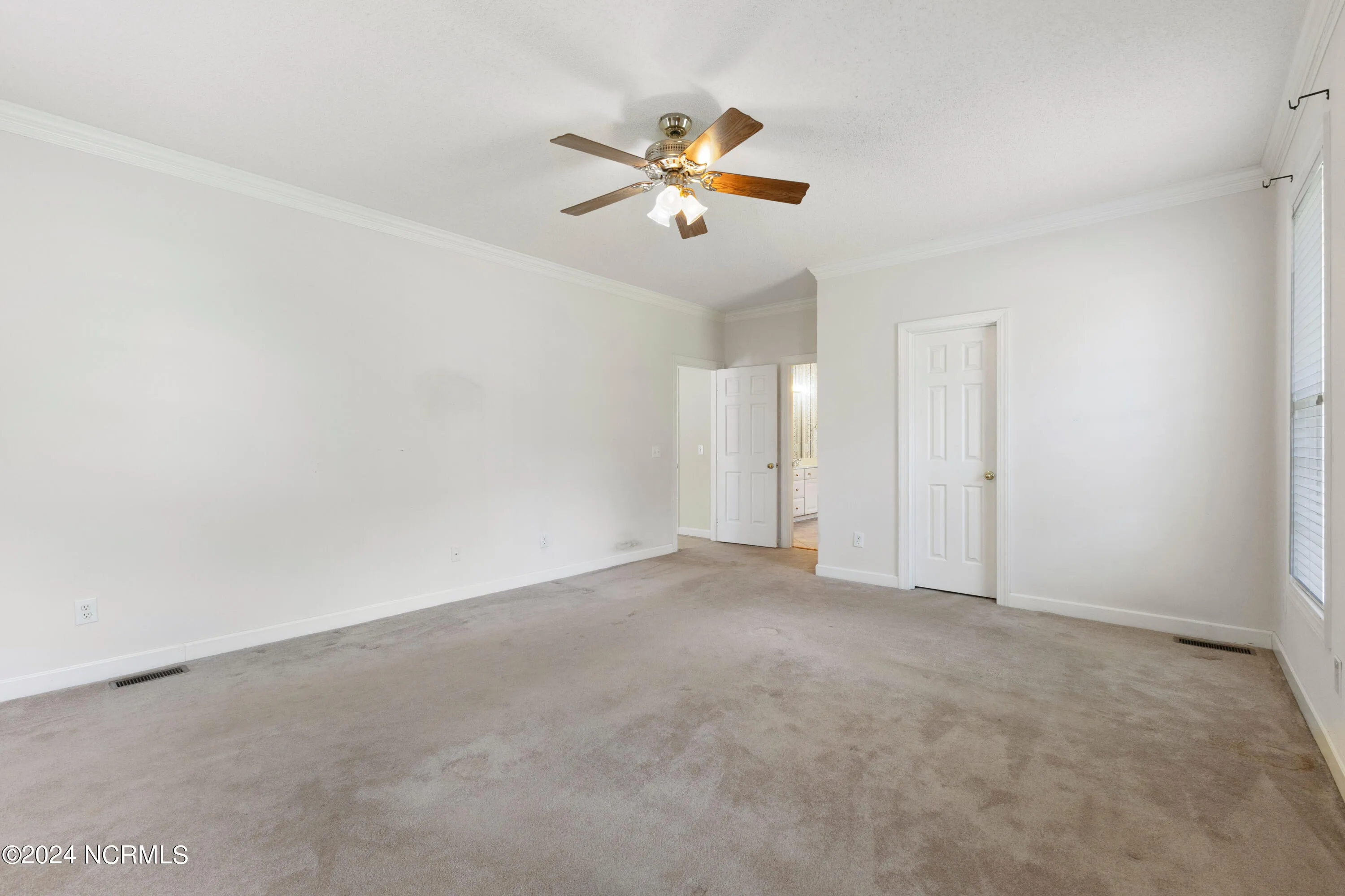 Wilmington, North Carolina 28411, United States, 4 Bedrooms Bedrooms, ,3 BathroomsBathrooms,Residential,Pending,47357