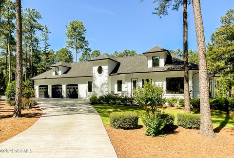 Single Family Residence in Pinehurst NC 25 Barons Drive.jpg