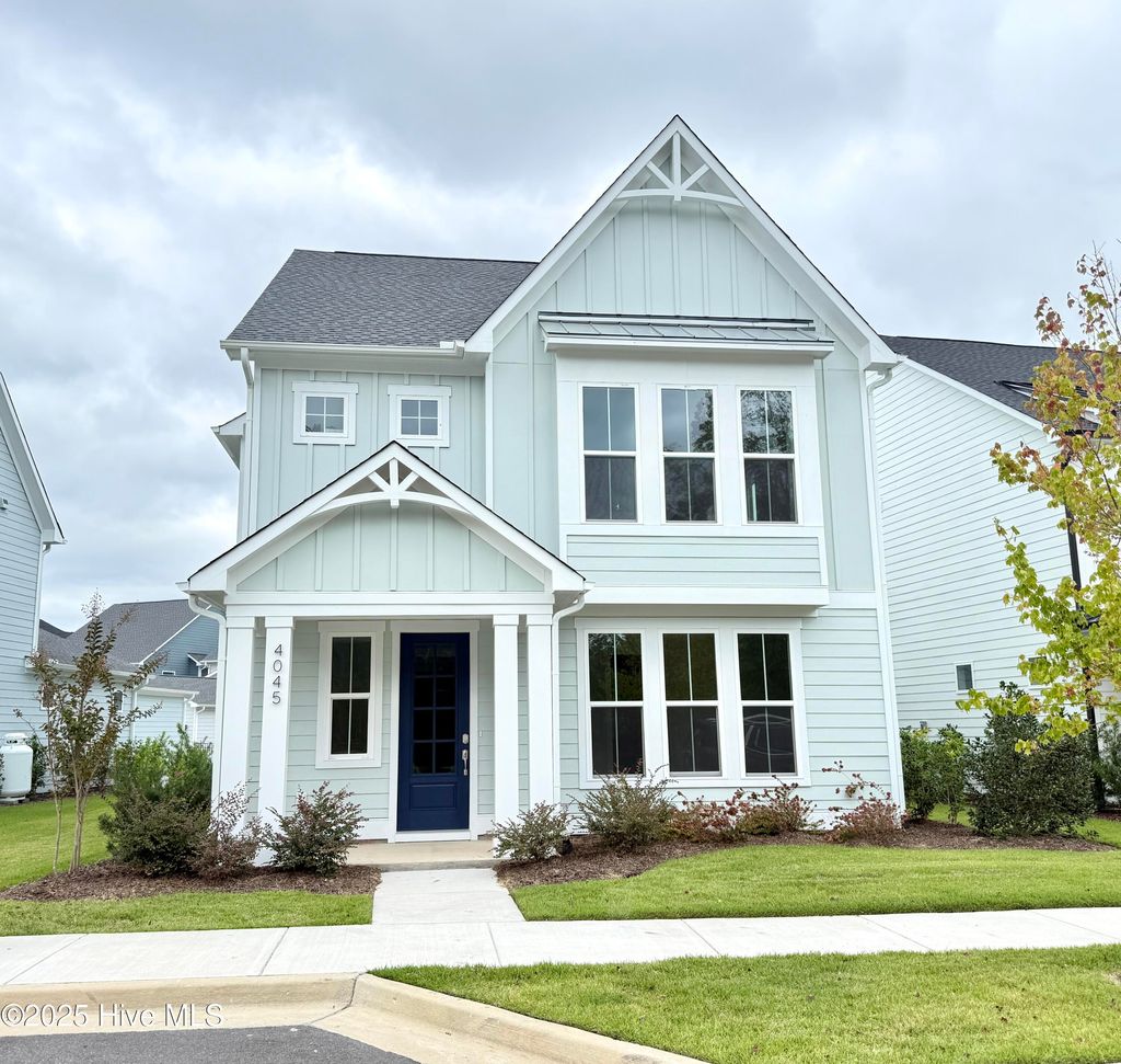 Photo of 4045 Watersail Drive #133, Wilmington, NC 28409 (MLS # 100470785)