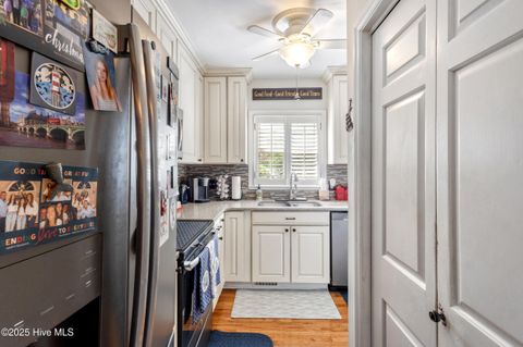Tiny photo for 107 Ann Street, Wilmington, NC 28401 (MLS # 100532641)