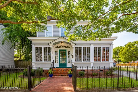 411 Queen Street, New Bern, NC 28560 - #: 100504831