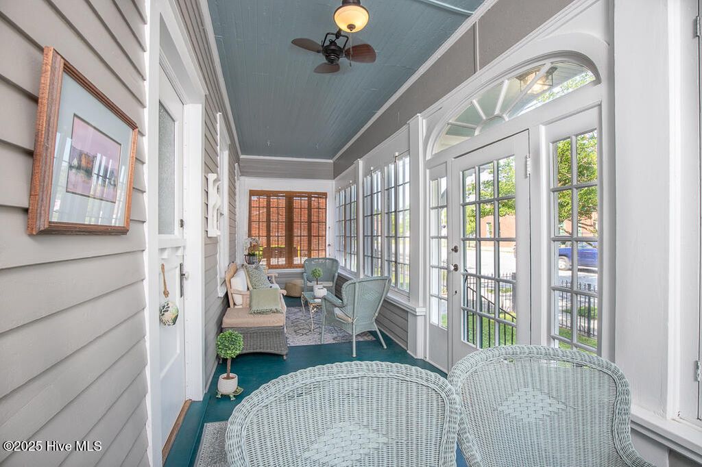 Photo of 411 Queen Street, New Bern, NC 28560 (MLS # 100504831)