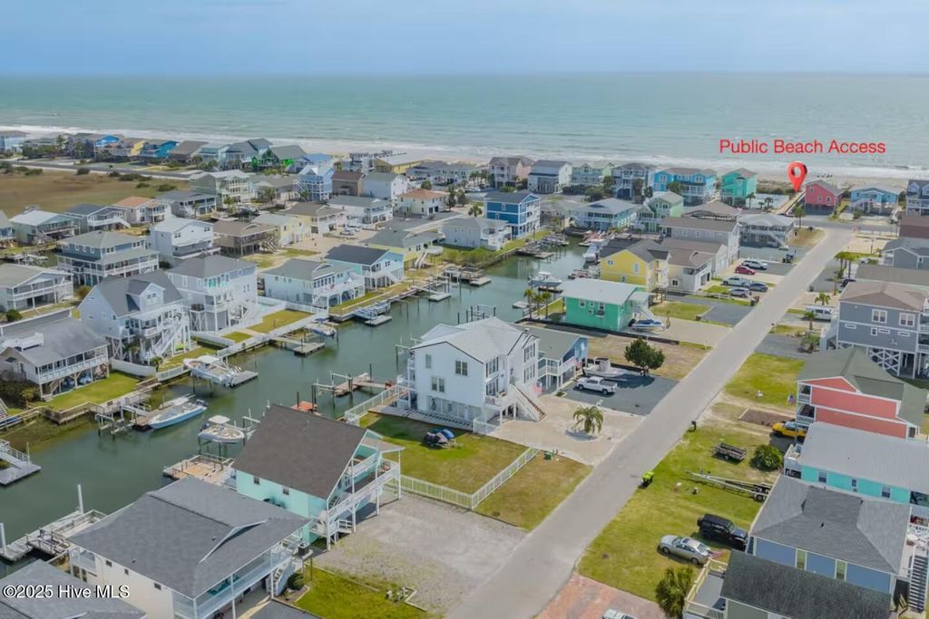 Photo of 124 Starfish Drive, Holden Beach, NC 28462 (MLS # 100542985)