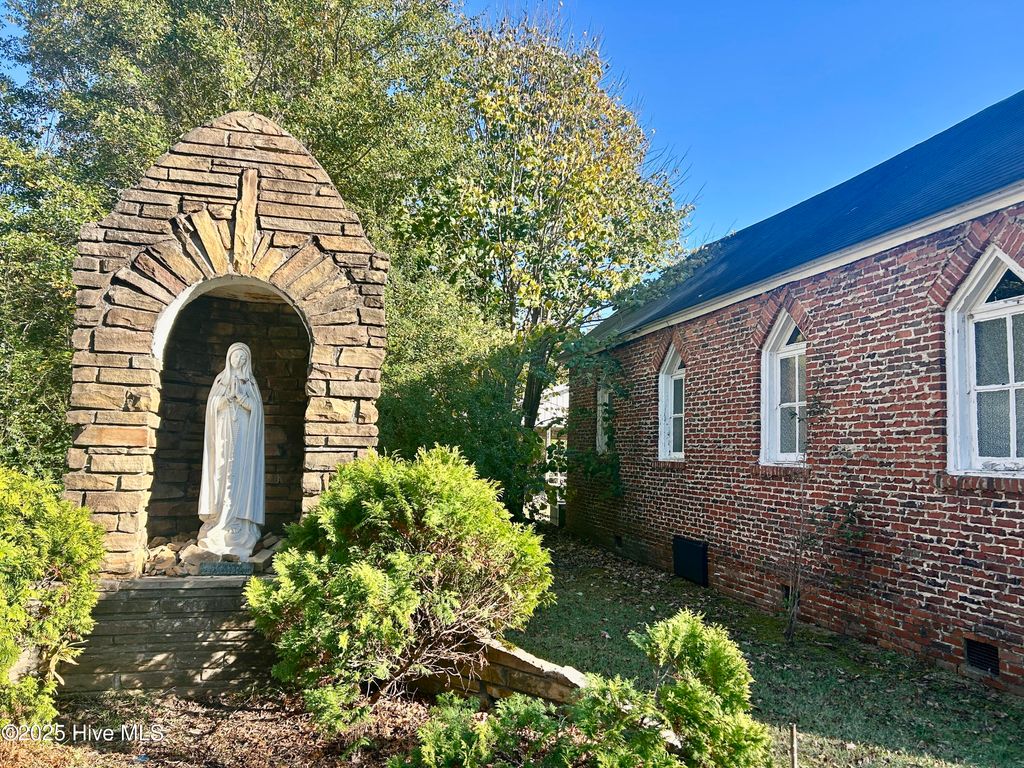 Photo of 1715 Main Street, Scotland Neck, NC 27874 (MLS # 100539111)