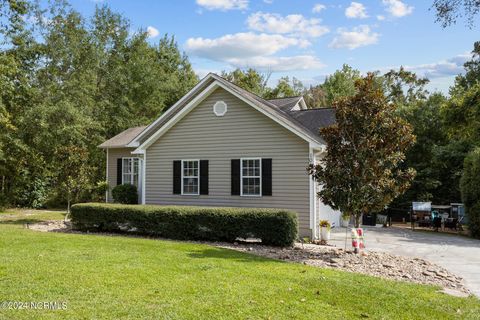 A home in Cape Carteret