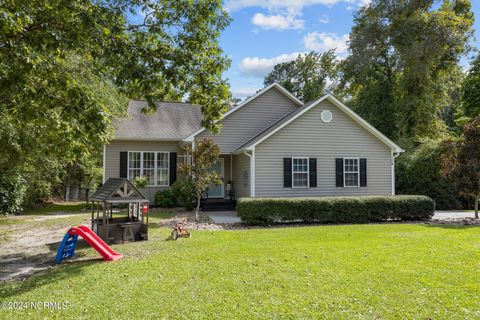 A home in Cape Carteret