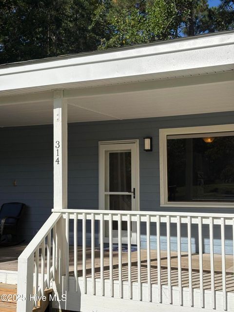 Photo of 314 Pond View Court, Hampstead, NC 28443 (MLS # 100535191)
