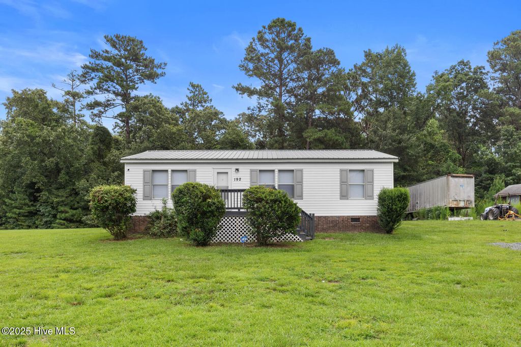 Photo of 192 King Estates Road, Jacksonville, NC 28540 (MLS # 100522054)
