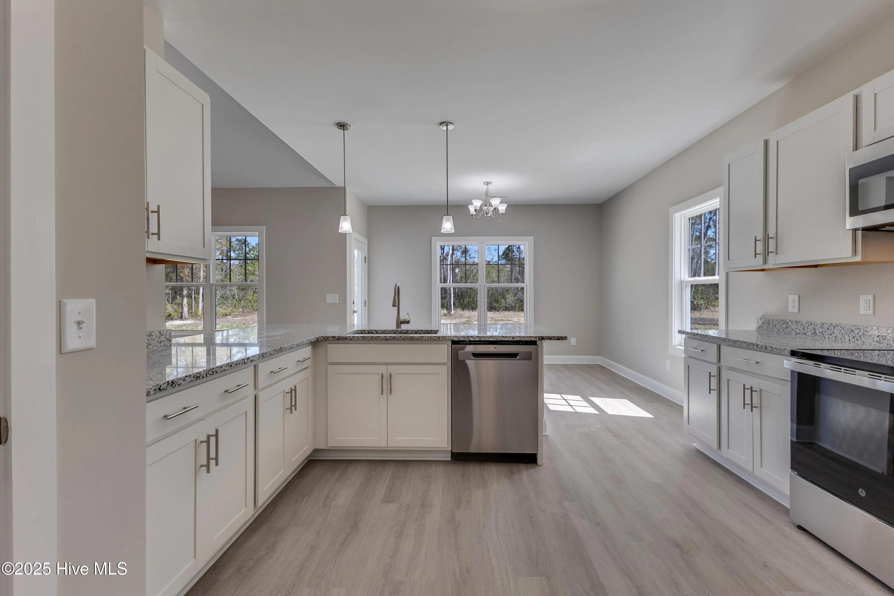 Calabash, North Carolina 28467, United States, 3 Bedrooms Bedrooms, ,2 BathroomsBathrooms,Residential,Active,38412