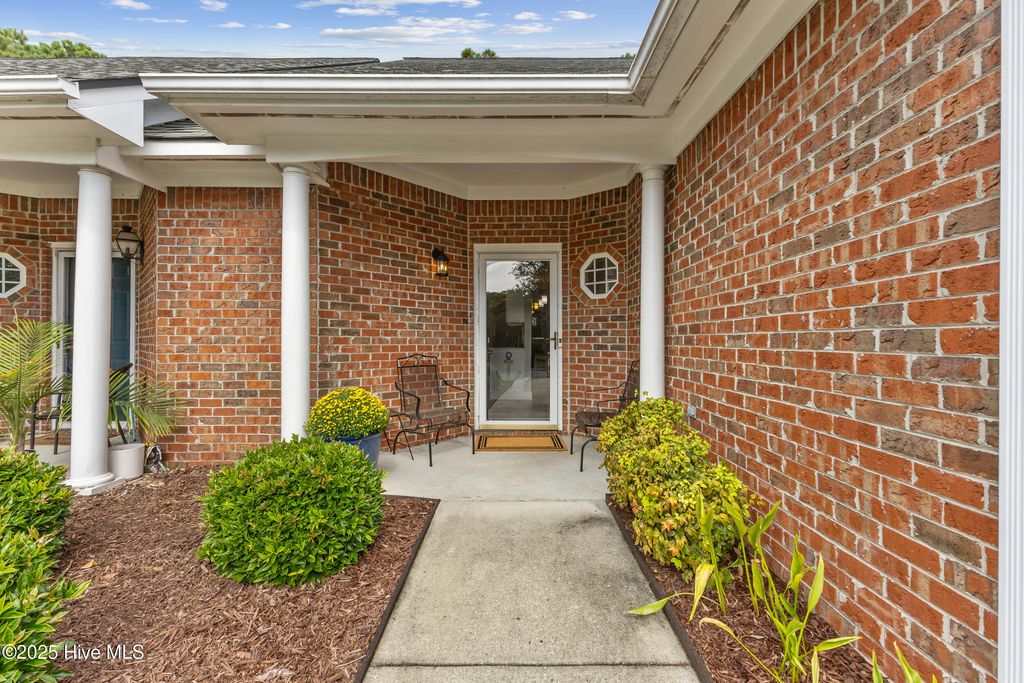 Photo of 1600 Sturdivant Drive #19, Wilmington, NC 28403 (MLS # 100530335)