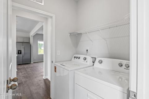 Tiny photo for 622 S Squires Run Lane S, Richlands, NC 28574 (MLS # 100538621)