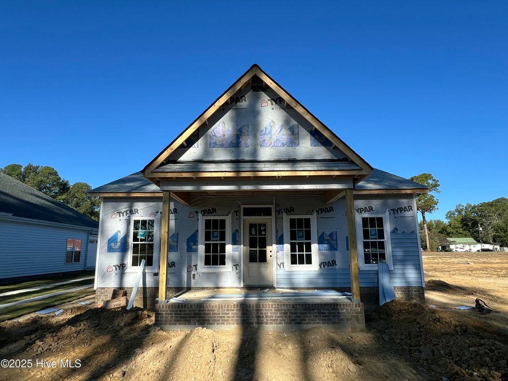 Photo of 108 Mason Street, Princeton, NC 27569 (MLS # 100535622)