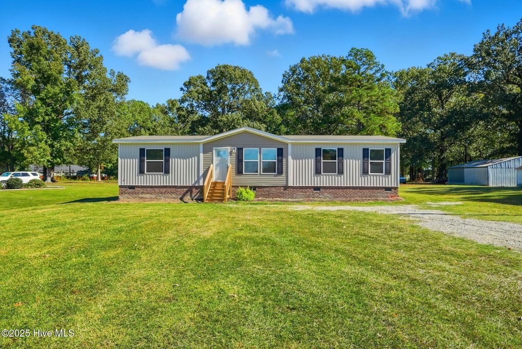 Photo of 1396 Nixonton Road, Elizabeth City, NC 27909 (MLS # 100537430)
