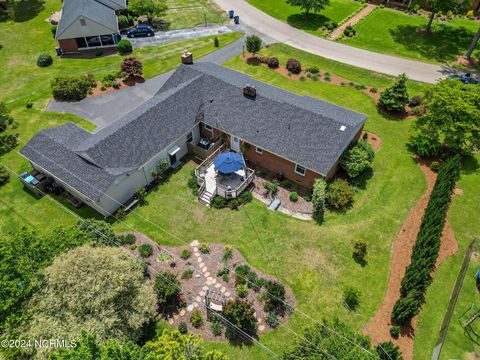 A home in Dunn