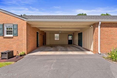 A home in Dunn