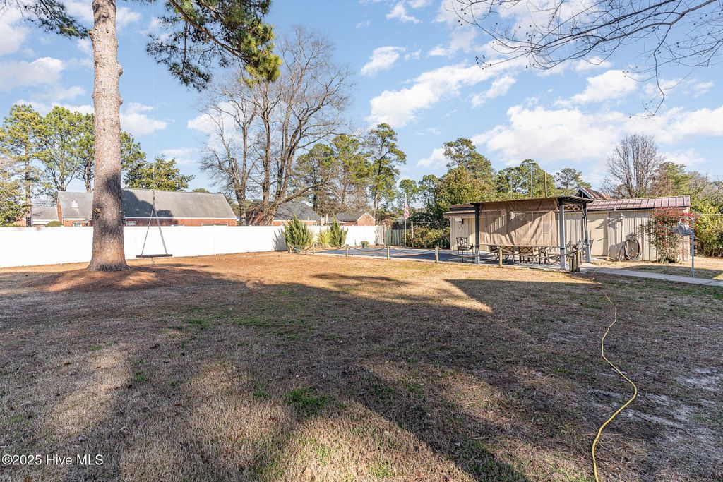 listing image 24